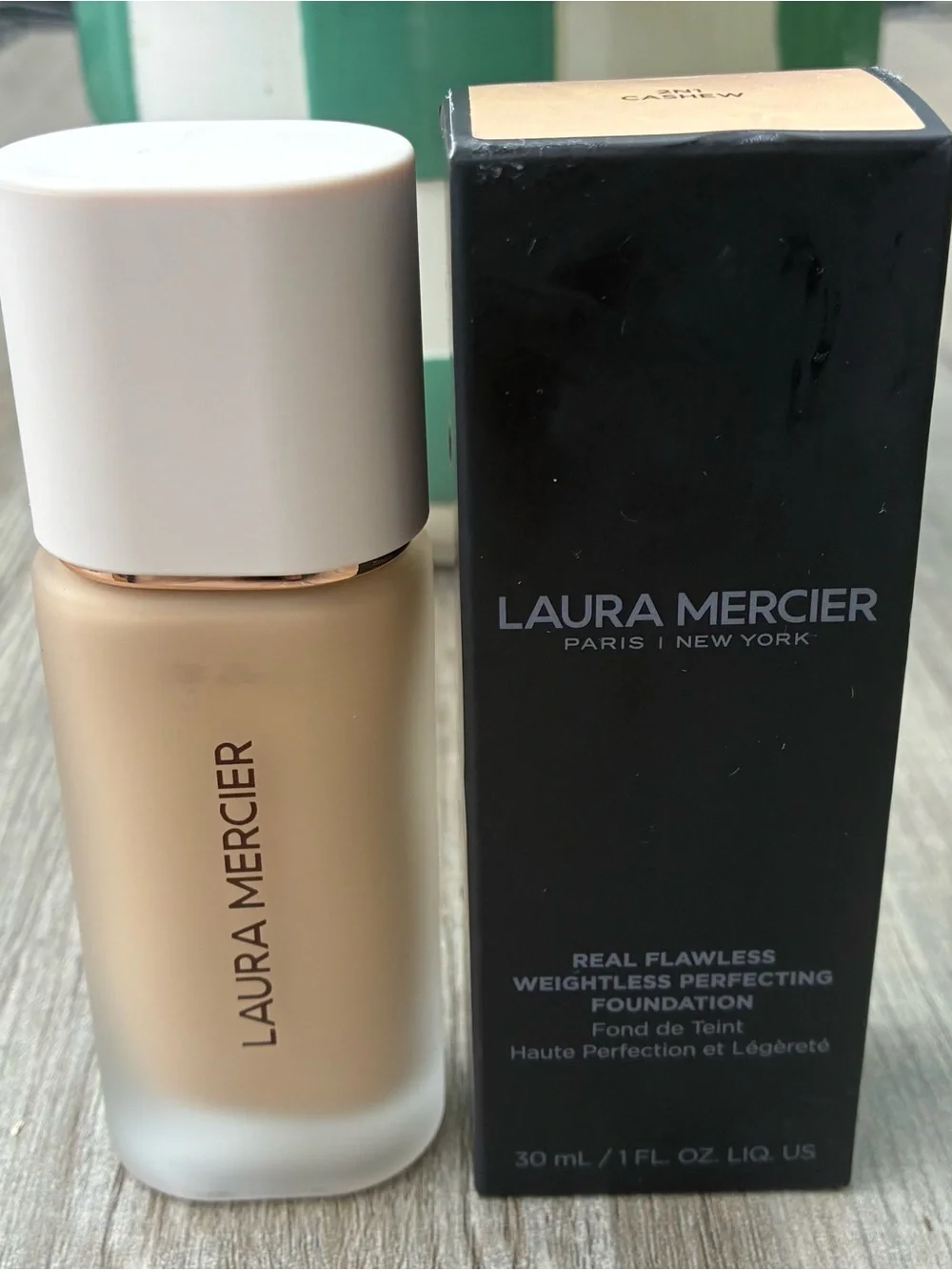 Laura Mercier Real Flawless Foundation 2N1 Cashew 1 oz New